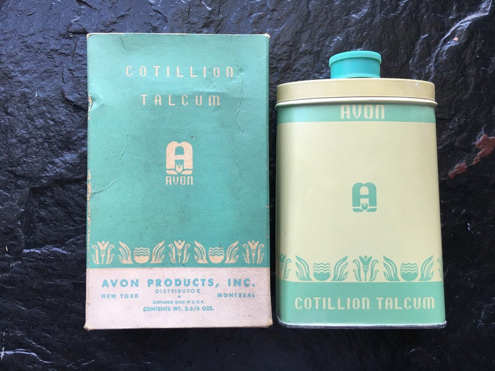 Vintage Mid-Century Cotillion Talcum Powder Von Avon // 700 Ml > Unbenutzte Dose in Originalverpackung von Etsy - historyofagirl