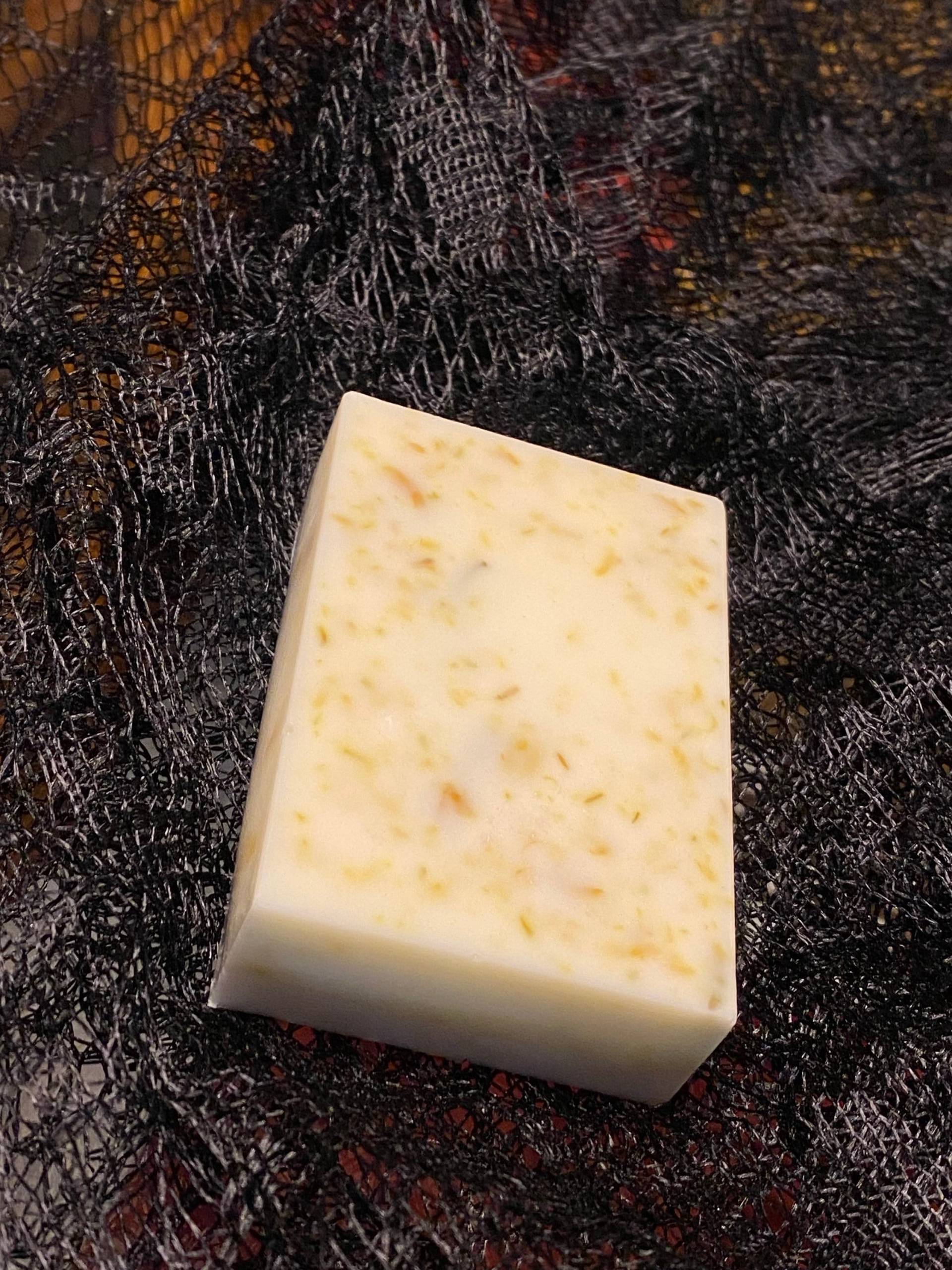 Weiße Jasmin Seife Weiße Jasmin Seife von Etsy - honeythankyou