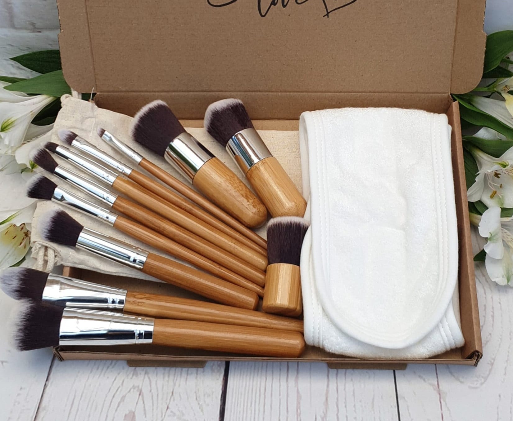 Umweltfreundliches Geschenk Für Sie 11 Stück Bambus Make-Up Pinsel + Bambus-Baumwoll-Spa-Stirnband. Natürliches, Nachhaltiges, Zero Waste von Etsy - iandgeco