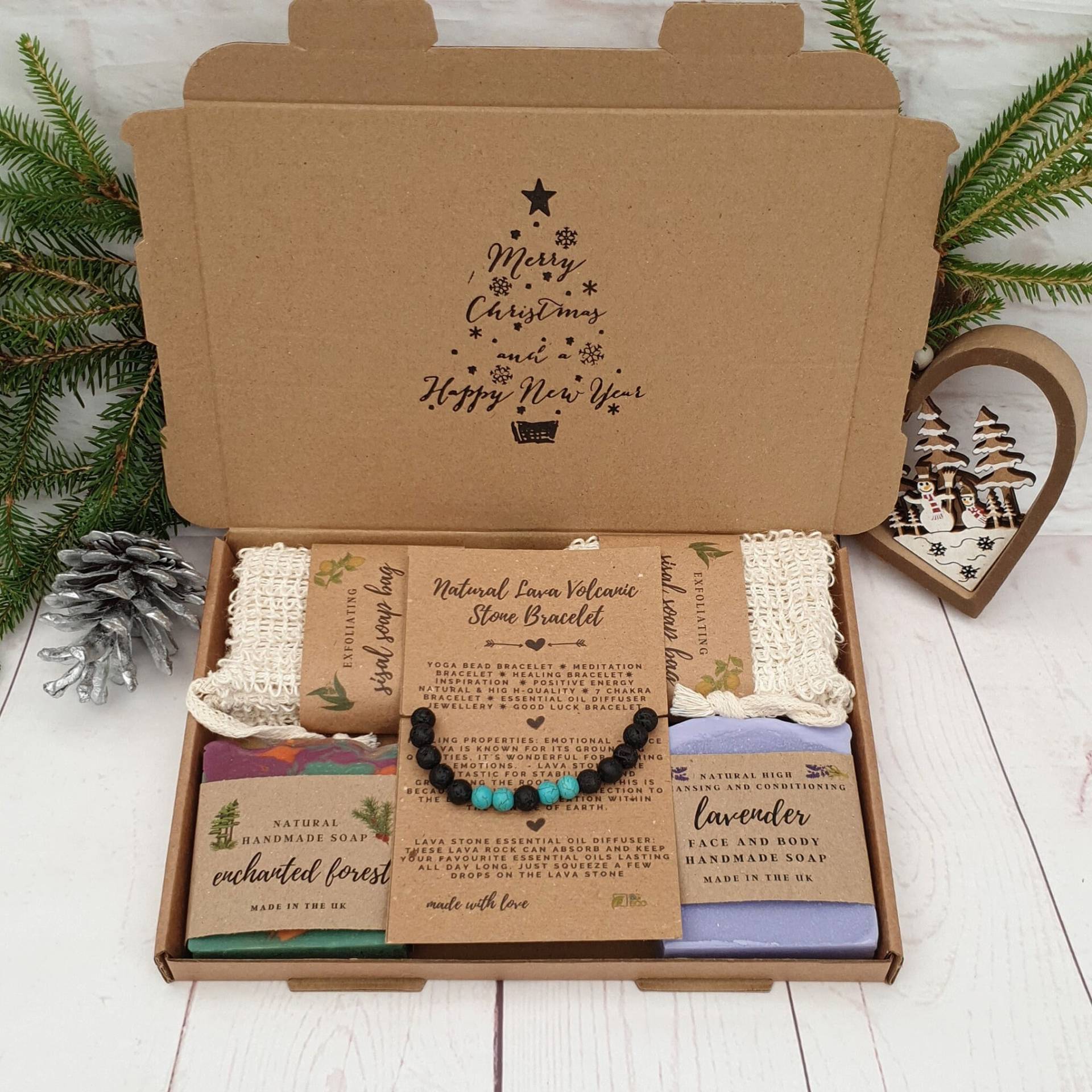 Umweltfreundliches Weihnachtsgeschenk-Set Für Sie. Nachhaltige, Plastikfreie & Vegane Box X2 Handgemachte Seife, Sisal Seifentasche, Lava Stein von Etsy - iandgeco