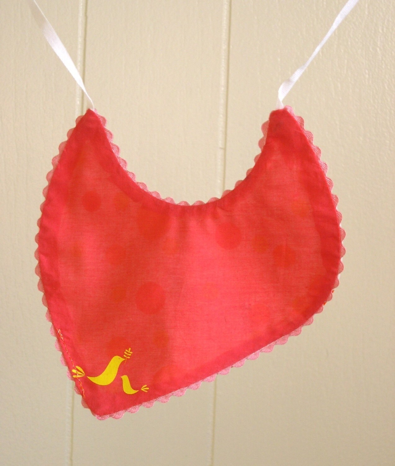Korallen Birdie Blatt Form Baby Bib Korallen Birdie Blatt Form Baby Bib von Etsy - joom
