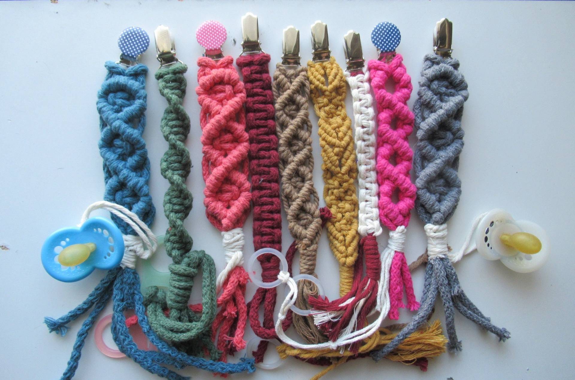 Tiina Tuttihihna - Schnuller-Clip Handame Eco Chemikalienfrei Für Baby von Etsy - jowisfreelife