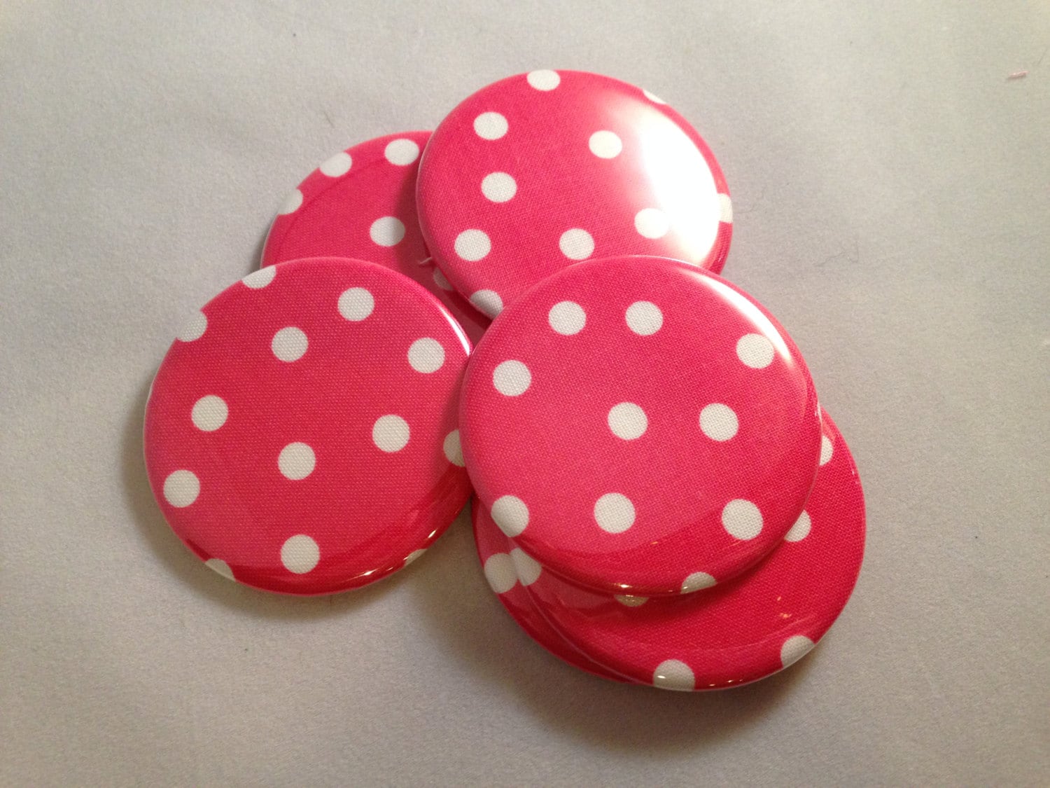 Pink Polka Dot Taschenspiegel von Etsy - katiefavors