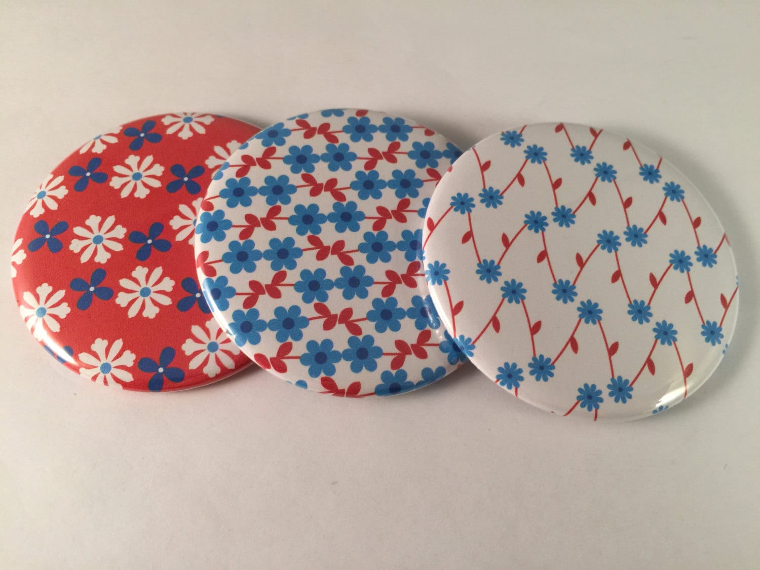 Rote Und Blaue Blumen Taschenspiegel von Etsy - katiefavors