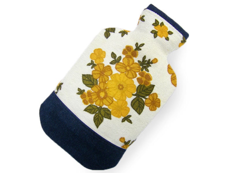 Wärmflaschenbezug - Handgefertigt Aus Vintage Frottee Wärmflaschenhülle Bezug Wärmflasche Upcycling Produkte Nachhaltige Geschenke Wärmflaschenbezug - Handgefertigt Aus Vintage Frottee Wärmflaschenhülle Bezug Wärmflasche Upcycling Produkte Nachhaltige Geschenke von Etsy - keepLEFTupcycling