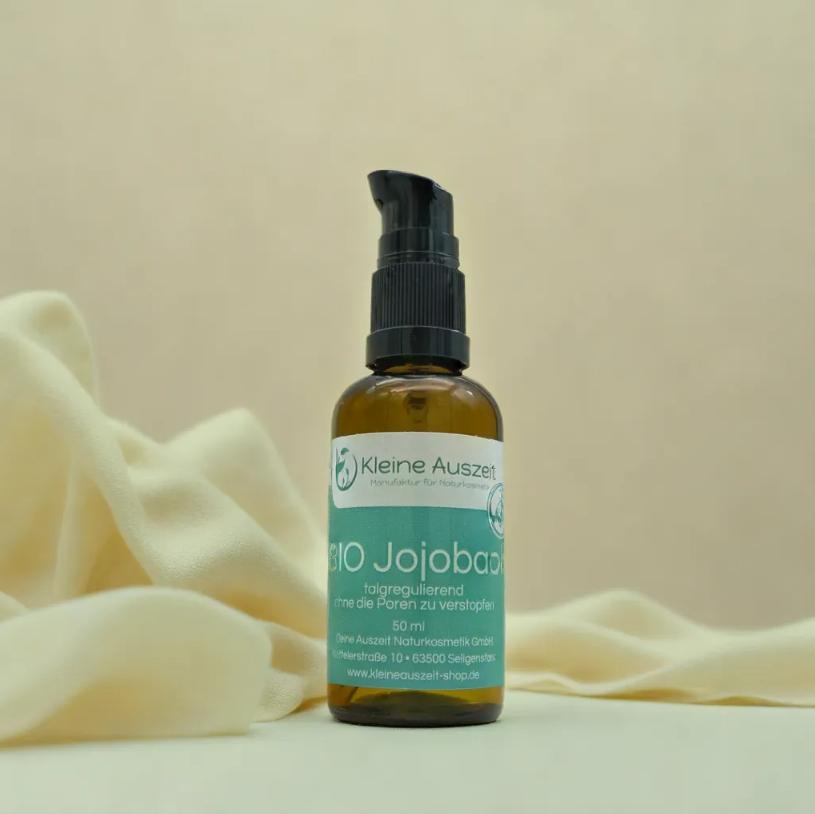 Bio-Jojobaöl - Natürliche Pflege Für Haut & Haare Bio-Jojobaöl - Natürliche Pflege Für Haut & Haare von Etsy - kleineAuszeit