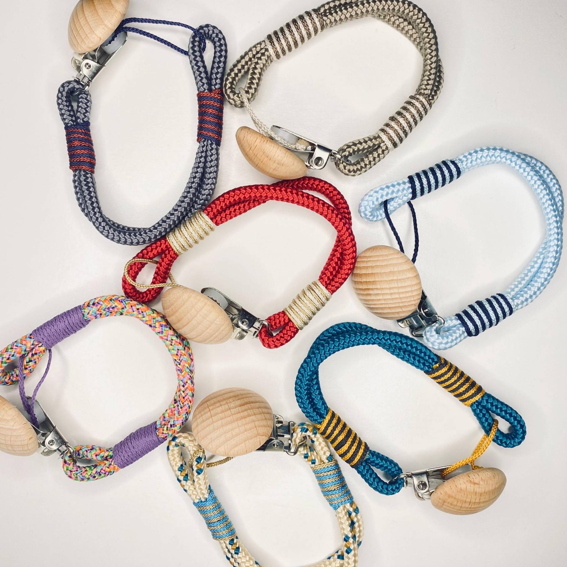 Schnullerkette Ohne Namen Junge Mädchen Bunt Farbwahl, Schnullerband, Schnullerclip, Schnullerhalter, Geschenk Baby Geburt Schnullerkette Ohne Namen Junge Mädchen Bunt Farbwahl, Schnullerband, Schnullerclip, Schnullerhalter, Geschenk Baby Geburt von Etsy - kleineralsdreiShop