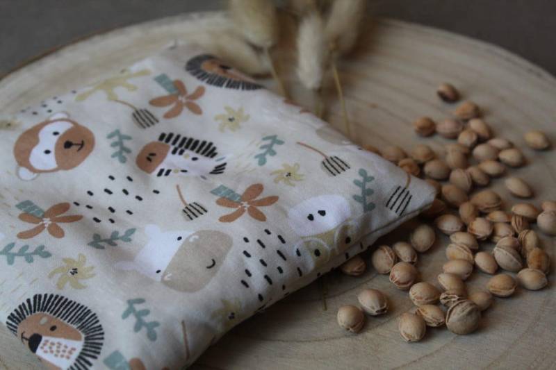 Wärmekissen - Bäuchleinwärmer | Baby Geschenkidee Geburt Alltagshelfer Kirschkerne Dinkelkerne Für Groß & Klein Kleines Wunder von Etsy - kleinesWunderwerkbyL