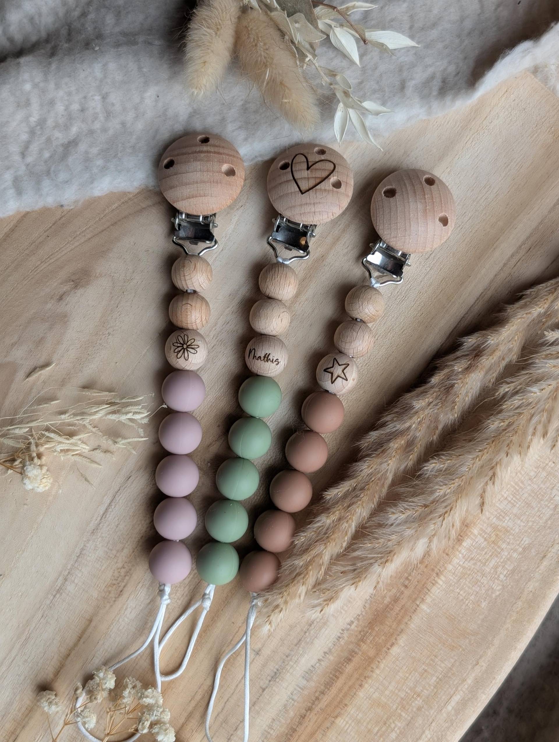 Schnullerkette Mit Namen Aus Silikonperlen | Perla Pastellfarben Naturtöne| Geschenk Zur Geburt Schnullerkette Mit Namen Aus Silikonperlen | Perla Pastellfarben Naturtöne| Geschenk Zur Geburt von Etsy - kleinundfeinbyariela