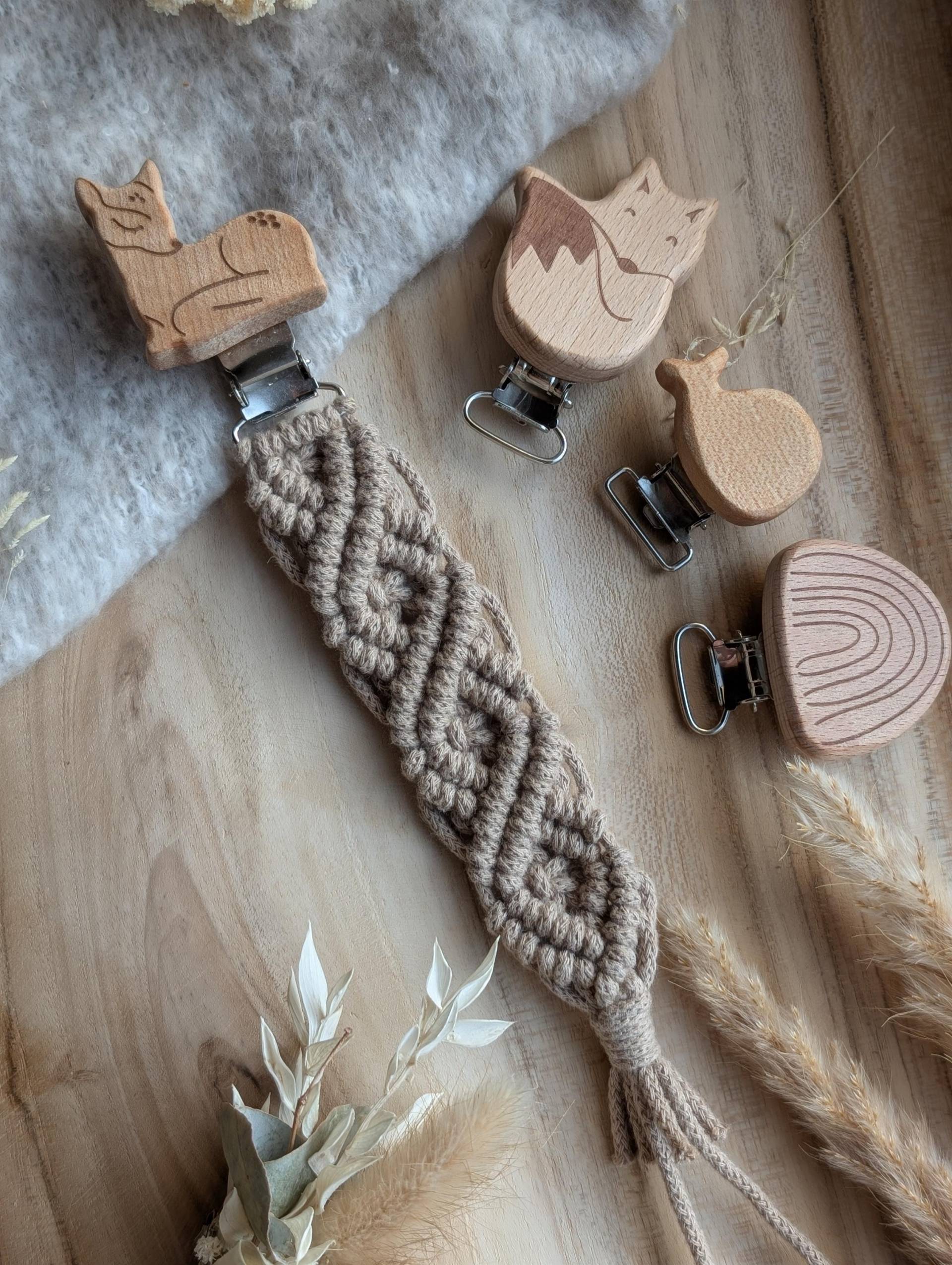 Personalisierte Schnullerkette Filou | Motiv Clip Makramee Geschenkidee Personalisierte Schnullerkette Filou | Motiv Clip Makramee Geschenkidee von Etsy - kleinundfeinbyariela