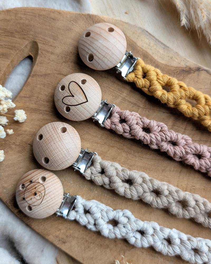 Makramee Schnullerkette Flora | Handgemachte Baby Geschenk Zur Geburt Personalisierte Boho von Etsy - kleinundfeinbyariela