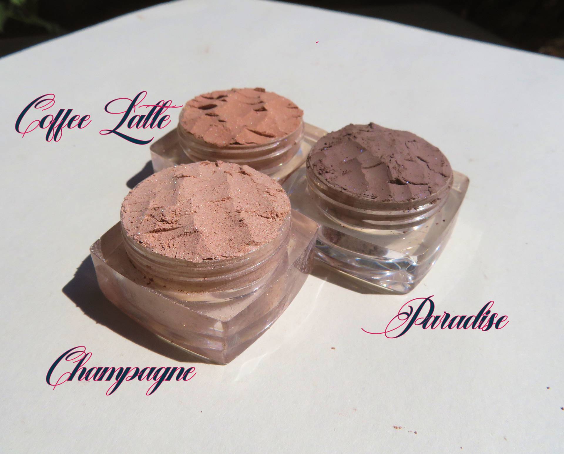 Braune Minerallidschatten Geschenk-Set Vegane Erdtöne, Ohne Tierversuche Braune Minerallidschatten Geschenk-Set Vegane Erdtöne, Ohne Tierversuche von Etsy - kmms