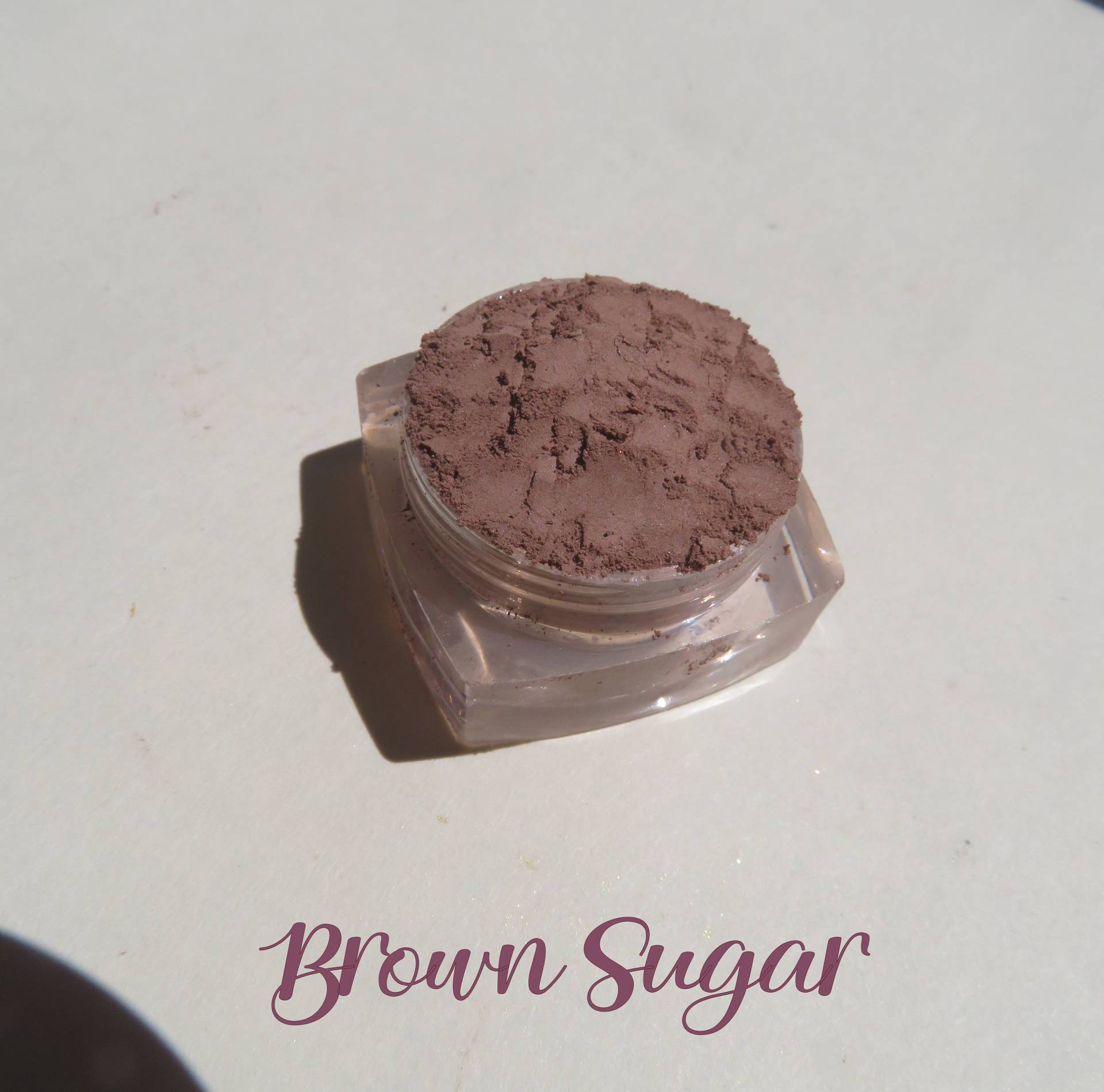 Brown Sugar - Matter Mineral-Lidschatten Veganes, Umweltfreundliches Make-Up Brown Sugar - Matter Mineral-Lidschatten Veganes, Umweltfreundliches Make-Up von Etsy - kmms