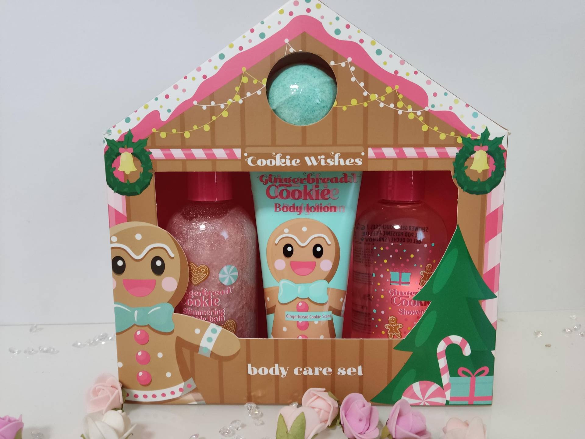 Beauty Geschenkset „Cookie Wishes" - Lebkuchenhaus Mit Badebombe Weihnachts Wellness Geschenk Für Damen Badeschaum, Duschgel, Bodylotion Beauty Geschenkset „Cookie Wishes" - Lebkuchenhaus Mit Badebombe Weihnachts Wellness Geschenk Für Damen Badeschaum, Duschgel, Bodylotion von Etsy - kreativNRW