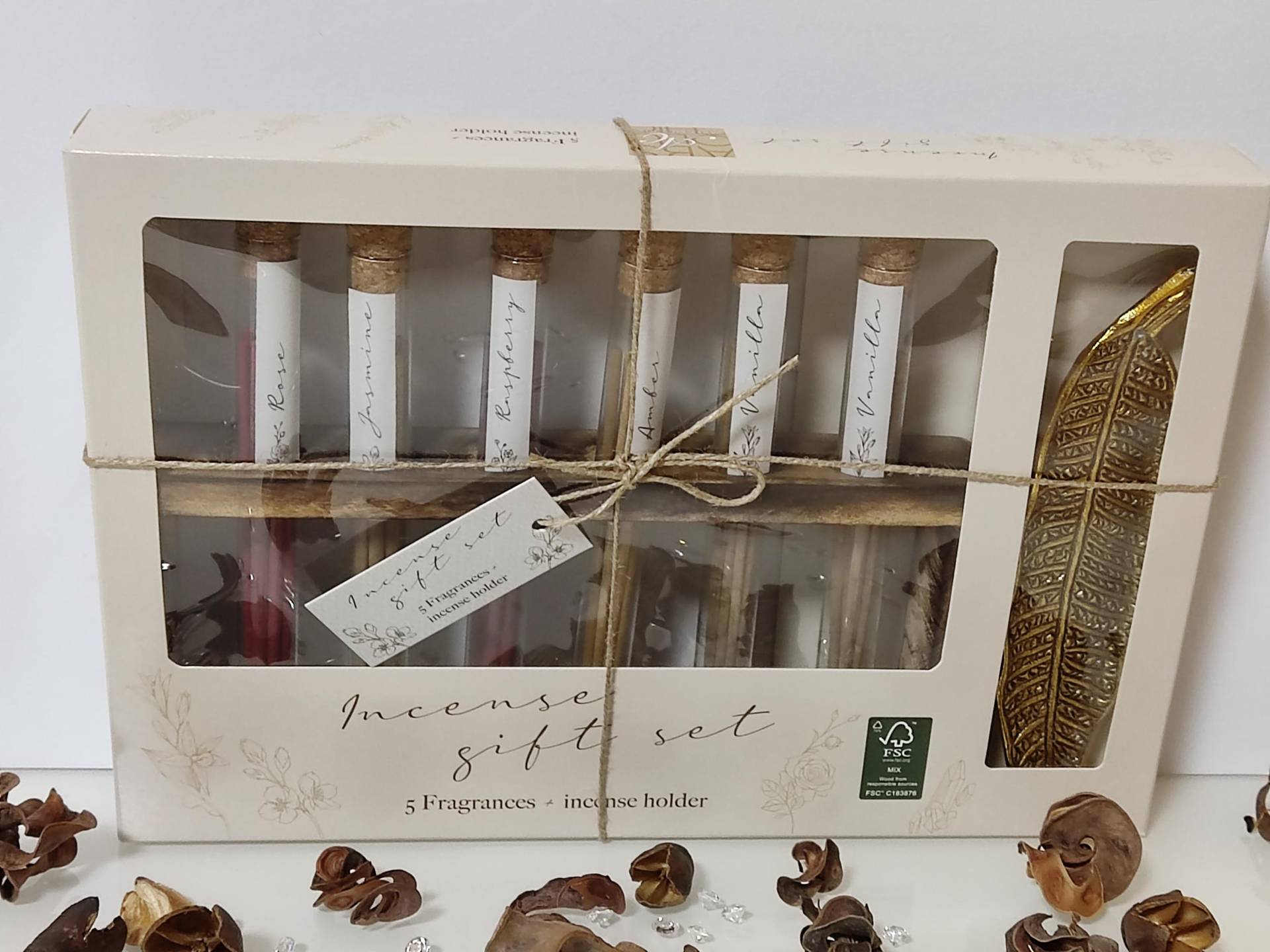 Räucherstäbchen Set - 6 Düfte in Reagenzgläsern Mit Holzregal Und Federhalter Wellness, Yoga & Meditation Geschenkset Weihnachten Räucherstäbchen Set - 6 Düfte in Reagenzgläsern Mit Holzregal Und Federhalter Wellness, Yoga & Meditation Geschenkset Weihnachten von Etsy - kreativNRW