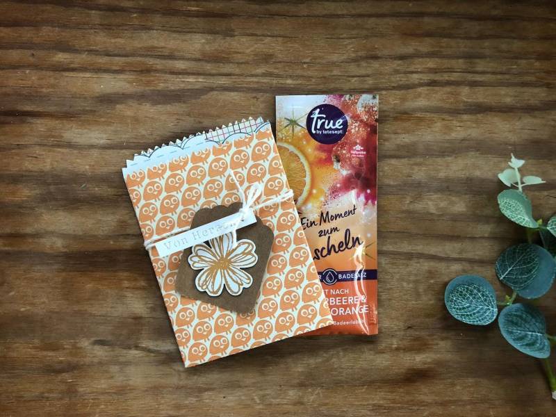 Wellness Geschenk - Papiereinstecktasche Mit Badezusatz, Kleine Aufmerksamkeit, Mitbringsel von Etsy - kreativlust