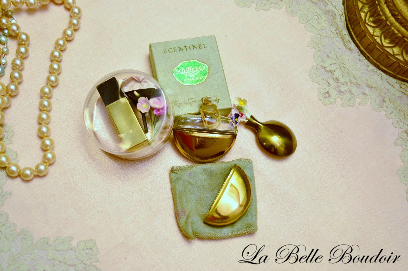 Vintage 40Er Parfüm Pin & Parfum ~ Mary Dunhill Scentinel 24K Gp-Parfüm-Flasche Original Box von Etsy - labelleboudoir