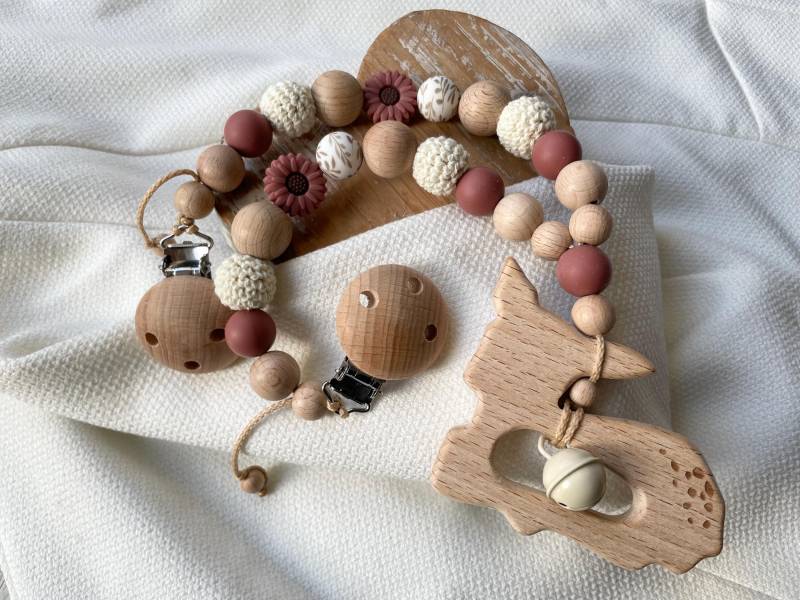 Kinderwagenkette Mit Blume Für Mädchen Als Geschenk Zur Geburt von Etsy - lamonadashop