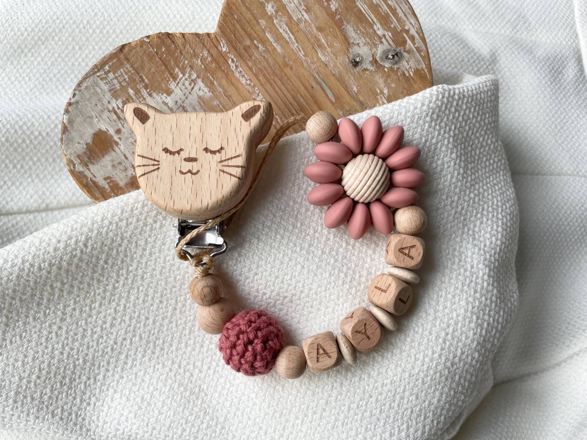 Schnullerkette Mit Namen Für Mädchen Blume Als Geschenk Zur Geburt von Etsy - lamonadashop