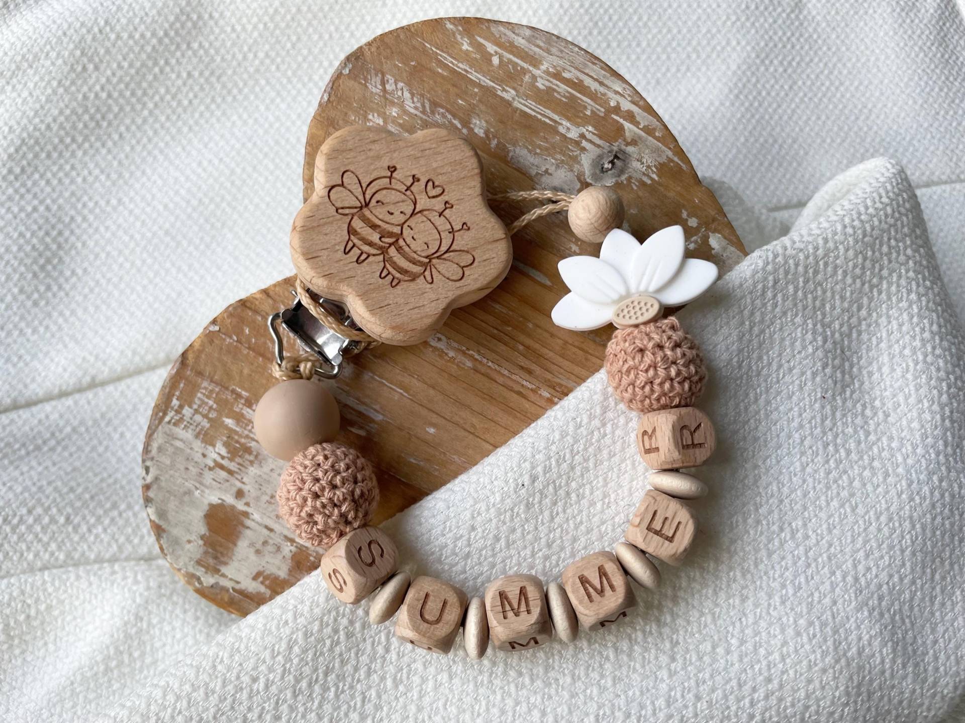 Schnullerkette Mit Namen Für Mädchen Und Jungen Blüte in Vielen Farben Als Geschenk Zur Geburt von Etsy - lamonadashop