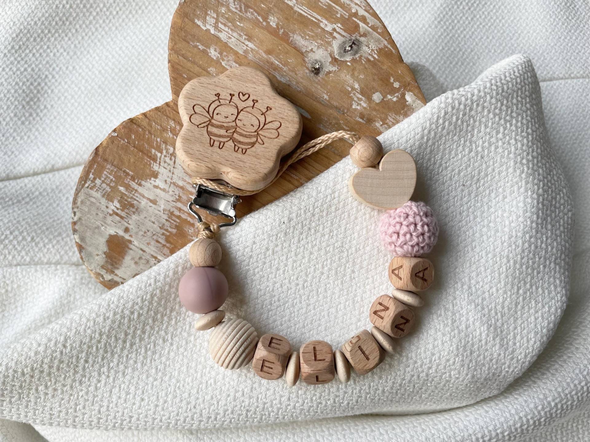 Schnullerkette Mit Namen Für Mädchen Und Jungen Herz in Vielen Farben Als Geschenk Zur Geburt von Etsy - lamonadashop