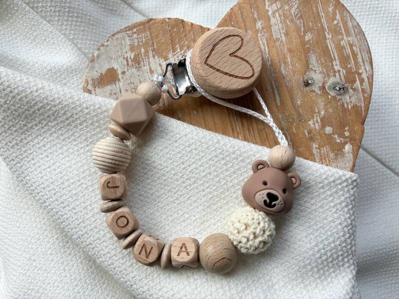 Schnullerkette Mit Namen Für Mädchen Und Jungen Teddy Bär in Creme Beige Als Geschenk Zur Geburt von Etsy - lamonadashop
