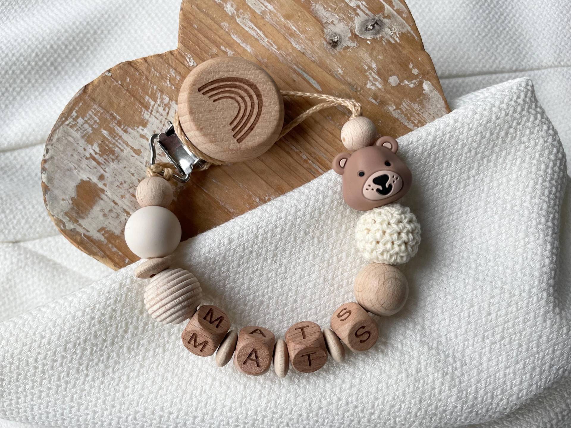 Schnullerkette Mit Namen Für Mädchen Und Jungen Teddy Bär in Vielen Farben Als Geschenk Zur Geburt Schnullerkette Mit Namen Für Mädchen Und Jungen Teddy Bär in Vielen Farben Als Geschenk Zur Geburt von Etsy - lamonadashop