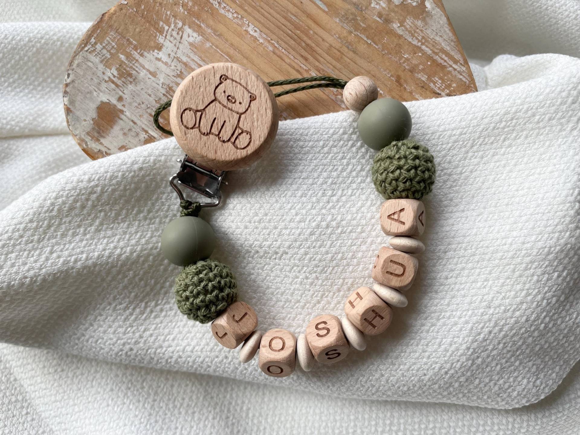 Schnullerkette Mit Namen Für Mädchen Und Jungen in Vielen Farben Als Geschenk Zur Geburt Schnullerkette Mit Namen Für Mädchen Und Jungen in Vielen Farben Als Geschenk Zur Geburt von Etsy - lamonadashop