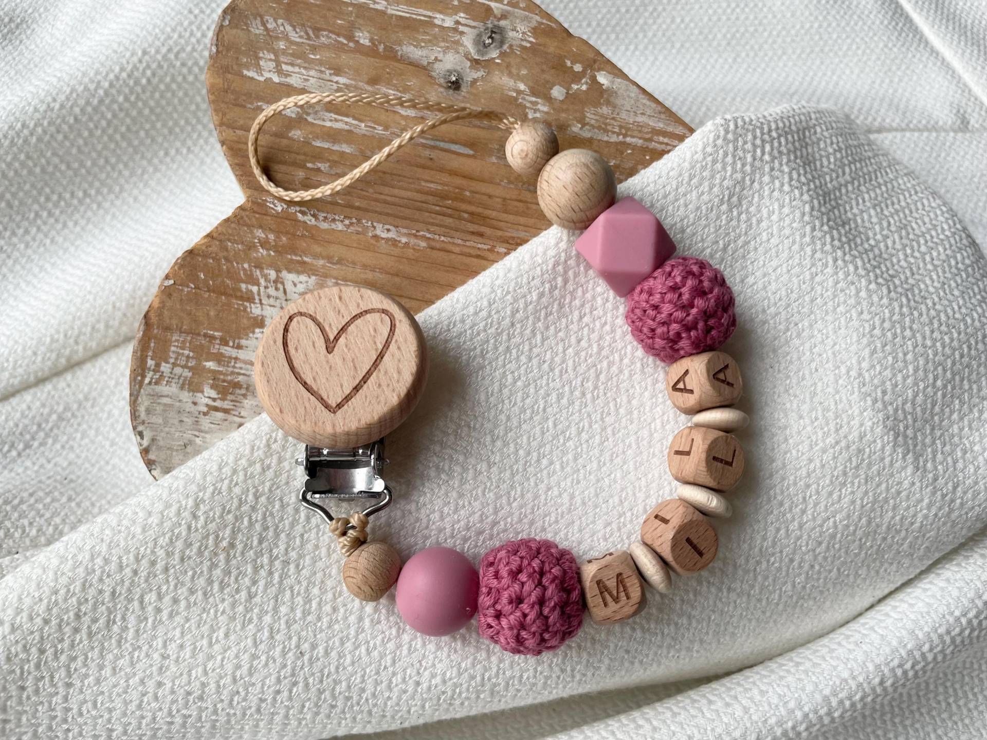 Schnullerkette Mit Namen Für Mädchen Und Jungen in Vielen Farben Als Geschenk Zur Geburt von Etsy - lamonadashop