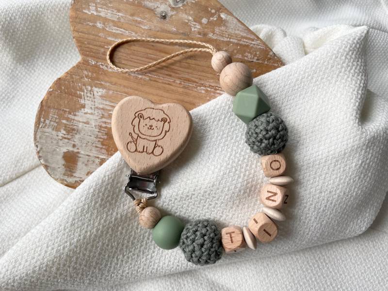 Schnullerkette Mit Namen Für Mädchen Und Jungen in Vielen Farben Als Geschenk Zur Geburt von Etsy - lamonadashop