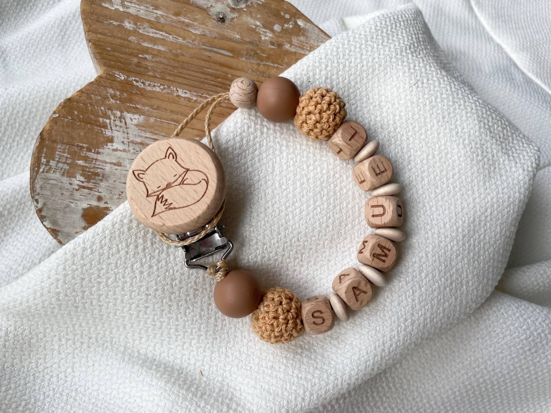 Schnullerkette Mit Namen Für Mädchen Und Jungen in Vielen Farben Als Geschenk Zur Geburt von Etsy - lamonadashop