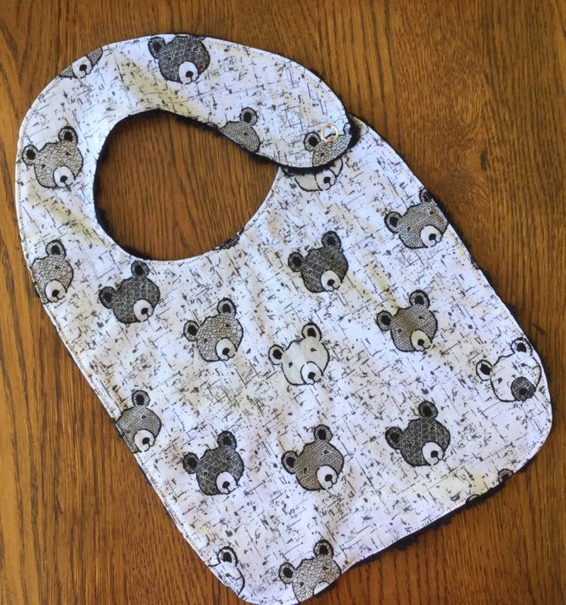 Bärenkopf Minky Baby/Kleinkind Lätzchen von Etsy - laurelwhite