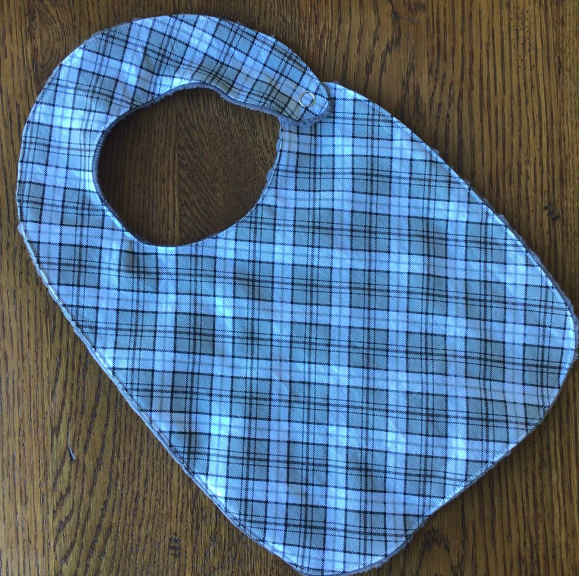 Grau Und Schwarz Kariertes Minky Baby/Kleinkind Lätzchen von Etsy - laurelwhite