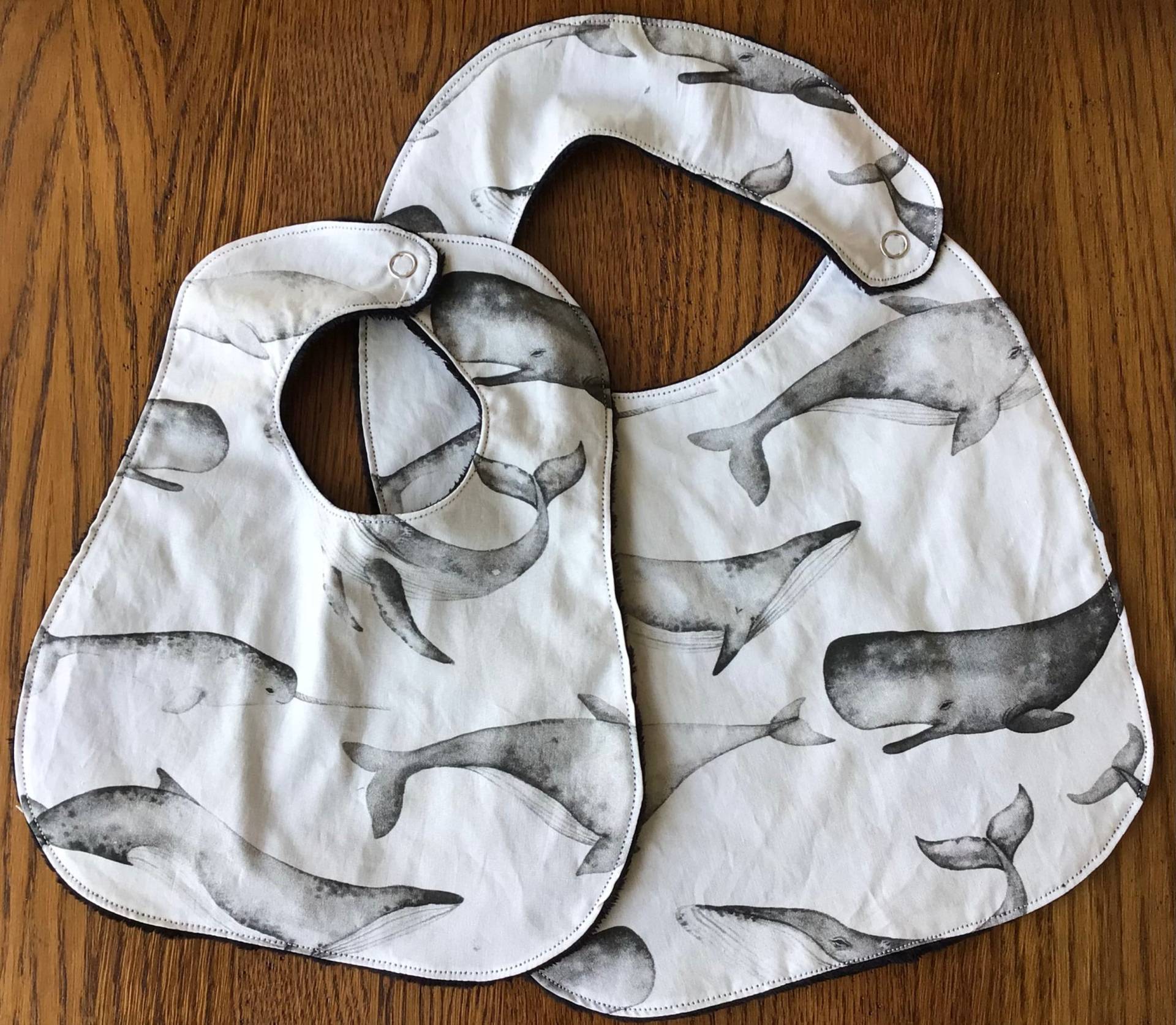 Grau- Und Schwarzwal Minky Baby/Kleinkind Lätzchen Oder Nur Für Kleinkinder - Zwei Größen Erhältlich Grau- Und Schwarzwal Minky Baby/Kleinkind Lätzchen Oder Nur Für Kleinkinder - Zwei Größen Erhältlich von Etsy - laurelwhite