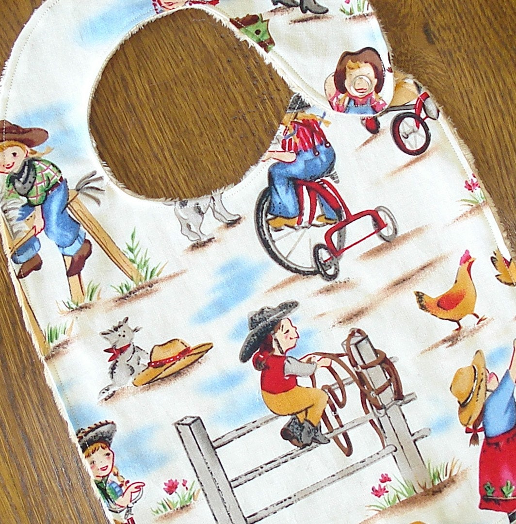 Kuhmädchen Minky Baby/Kleinkindlätzchen von Etsy - laurelwhite