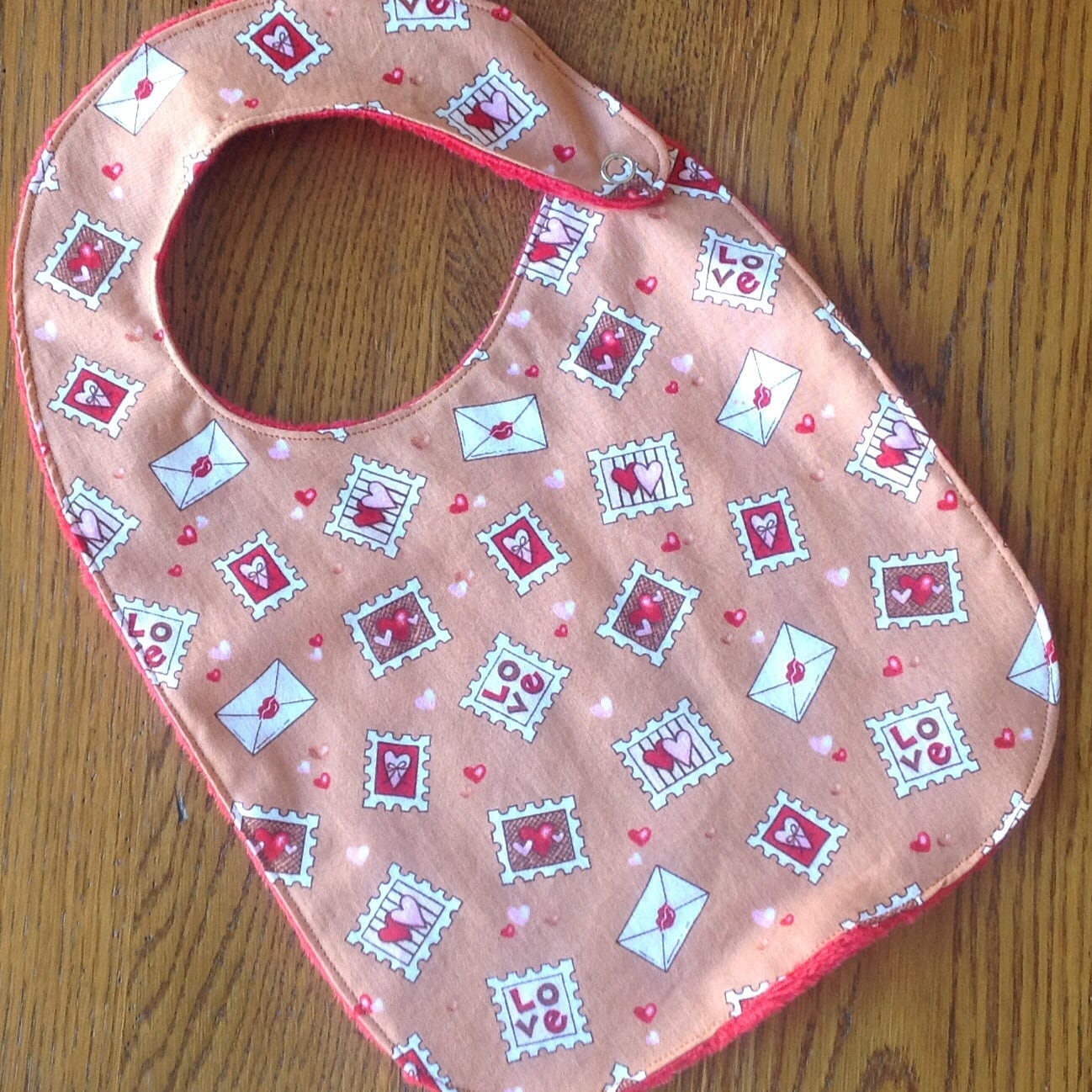 Valentinstag Stempel Und Buchstaben Minky Baby/Kleinkind Bib von Etsy - laurelwhite