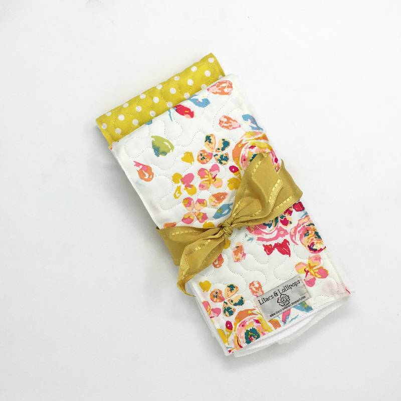 Quilted Burp Cloths-Swifting Flora Fond Burpie Duo-Baby Girl Pink & Orange Cloths-Baby Gift-Baby Rag Cloths von Etsy - lilacslollipops