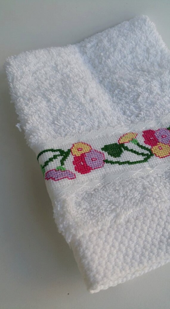 Badetücher - Handgesticktes Badetuch - Bad Und Beauty - Bade Accessoire - Putztuch - Baumwollartikel - Ausgezeichnete Qualität - Frühling Badetücher - Handgesticktes Badetuch - Bad Und Beauty - Bade Accessoire - Putztuch - Baumwollartikel - Ausgezeichnete Qualität - Frühling von Etsy - lililapt