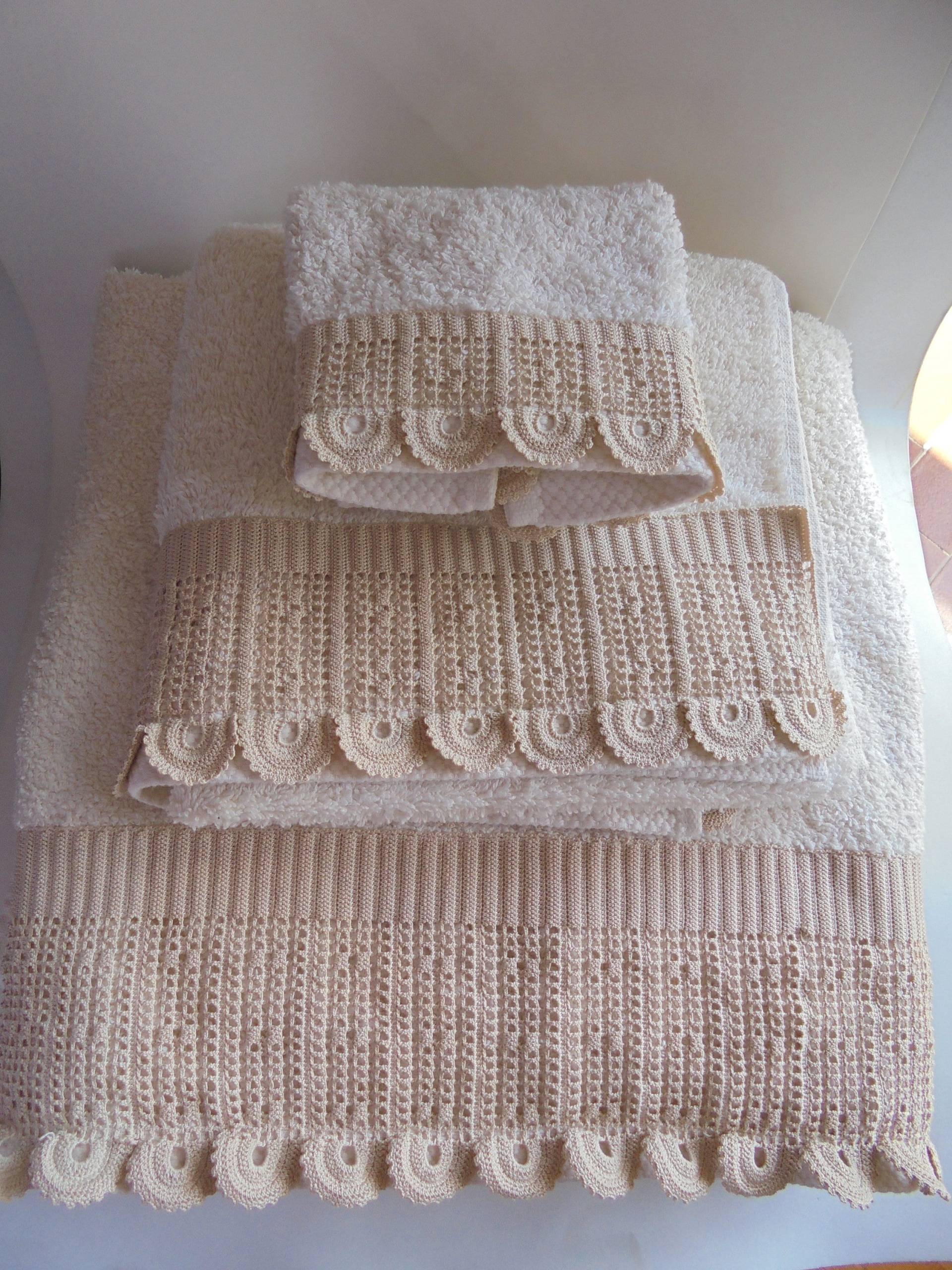 Beige Badetücher-3Er Set-Handmade-Gehäkelte Artikel-Bad Und Schönheit-Bad Accessoires-Handarbeit-Waschlappen-Geschenk Für Sie-Baumwolle von Etsy - lililapt