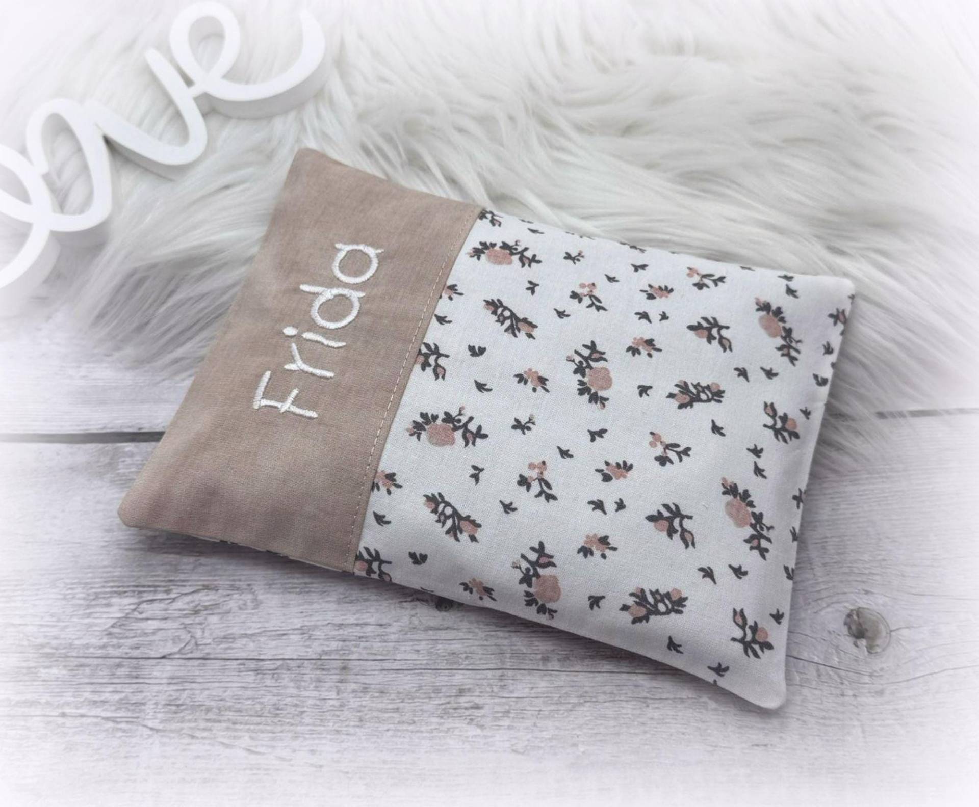 Wärmekissen Personalisierbar, Babywärmekissen, Körnerkissen | Blümchen Blumen Dinkel-, Raps - Oder Kirschkernfüllung Wärmekissen Personalisierbar, Babywärmekissen, Körnerkissen | Blümchen Blumen Dinkel-, Raps - Oder Kirschkernfüllung von Etsy - lineluCologne