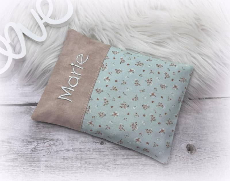 Wärmekissen Personalisierbar, Babywärmekissen, Körnerkissen | Blümchen Blumen Geblümt Dinkel-, Raps - Oder Kirschkerninlett Wärmekissen Personalisierbar, Babywärmekissen, Körnerkissen | Blümchen Blumen Geblümt Dinkel-, Raps - Oder Kirschkerninlett von Etsy - lineluCologne