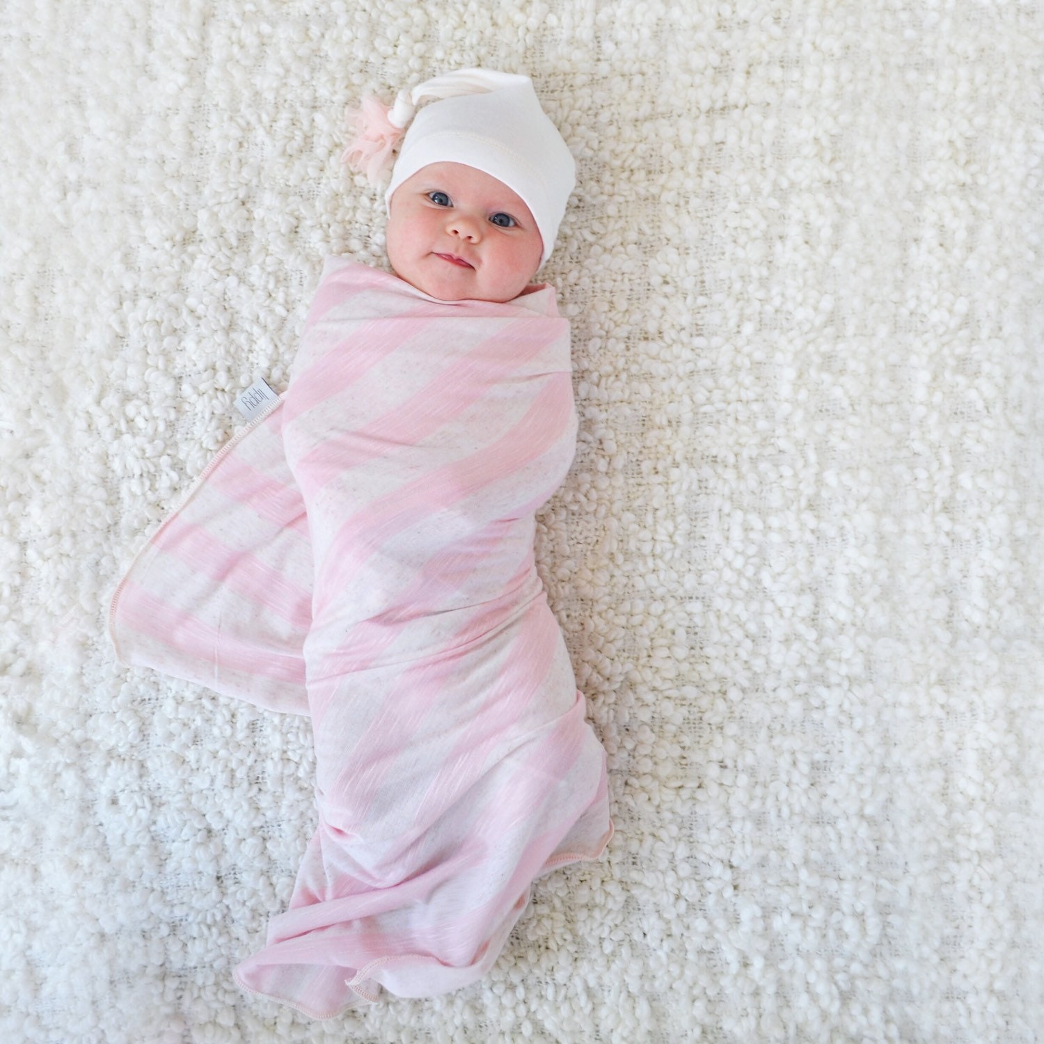 Rosa Streifen Baby Decke Weich Dehnbar Gestrickt Rosa Streifen Baby Decke Weich Dehnbar Gestrickt von Etsy - lippybrand