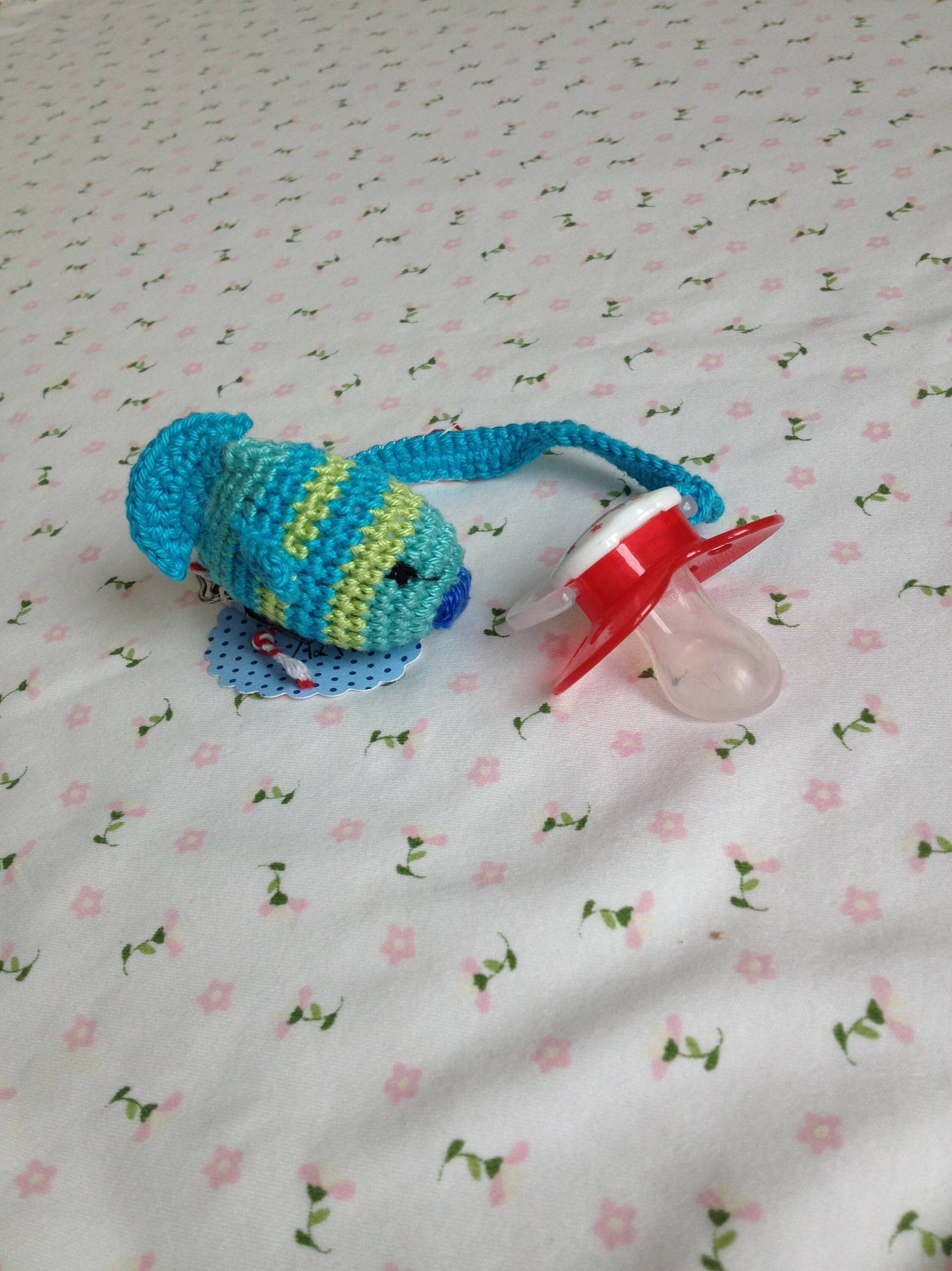 Schnullerband Blauer Fisch Schnullerband Blauer Fisch von Etsy - littleRedColibri