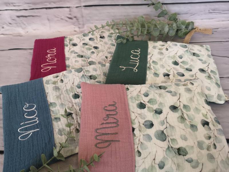 Personalisiertes Wärmekissen Musselin Uni & Eukalyptus Mit Namen - Körnerkissen Baby Und Kinder, Geschenk Geburt, Taufe, Babyparty Personalisiertes Wärmekissen Musselin Uni & Eukalyptus Mit Namen - Körnerkissen Baby Und Kinder, Geschenk Geburt, Taufe, Babyparty von Etsy - littlemomentsby