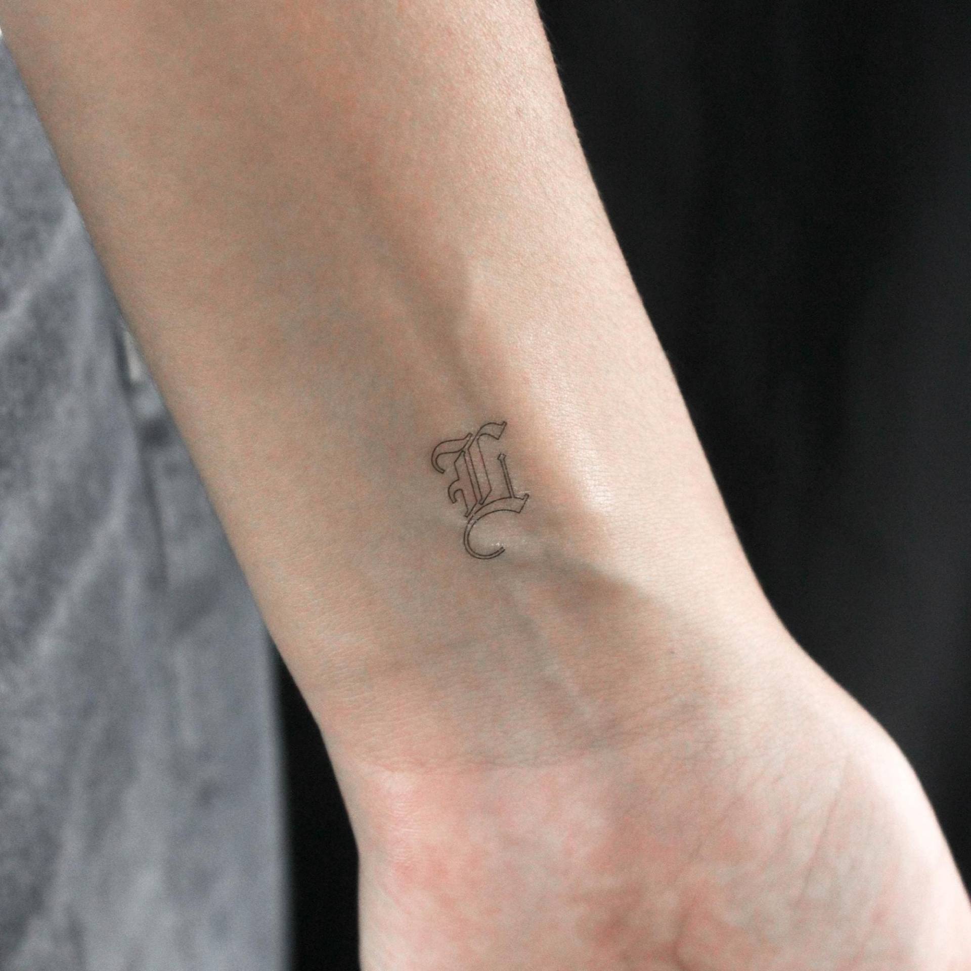 Gothic Style L Buchstabe Temporäres Tattoo | 3Er Set von Etsy - littletattoos