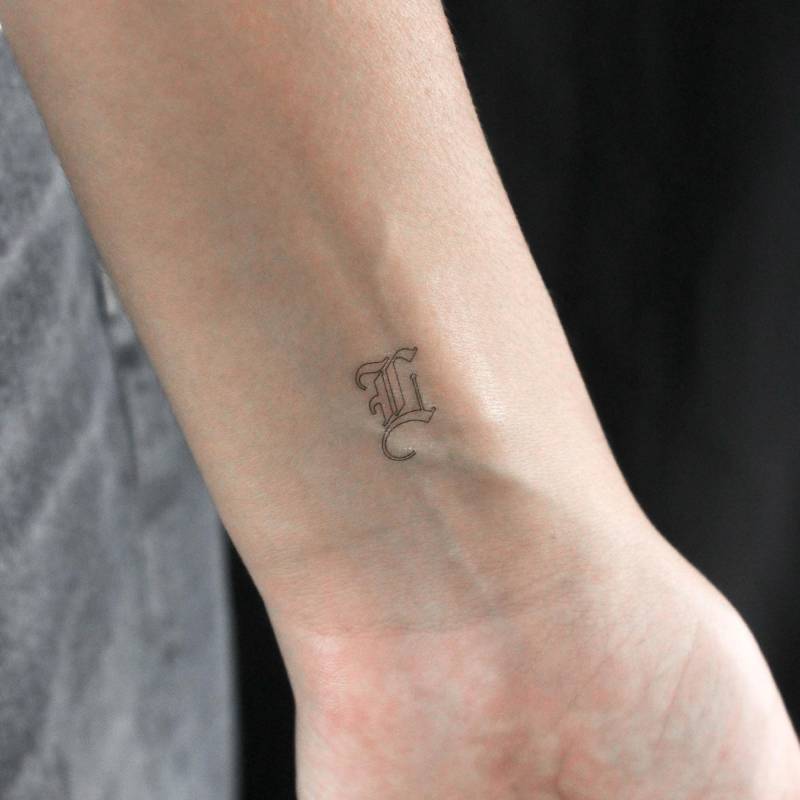 Gothic Style L Buchstabe Temporäres Tattoo | 3Er Set von Etsy - littletattoos