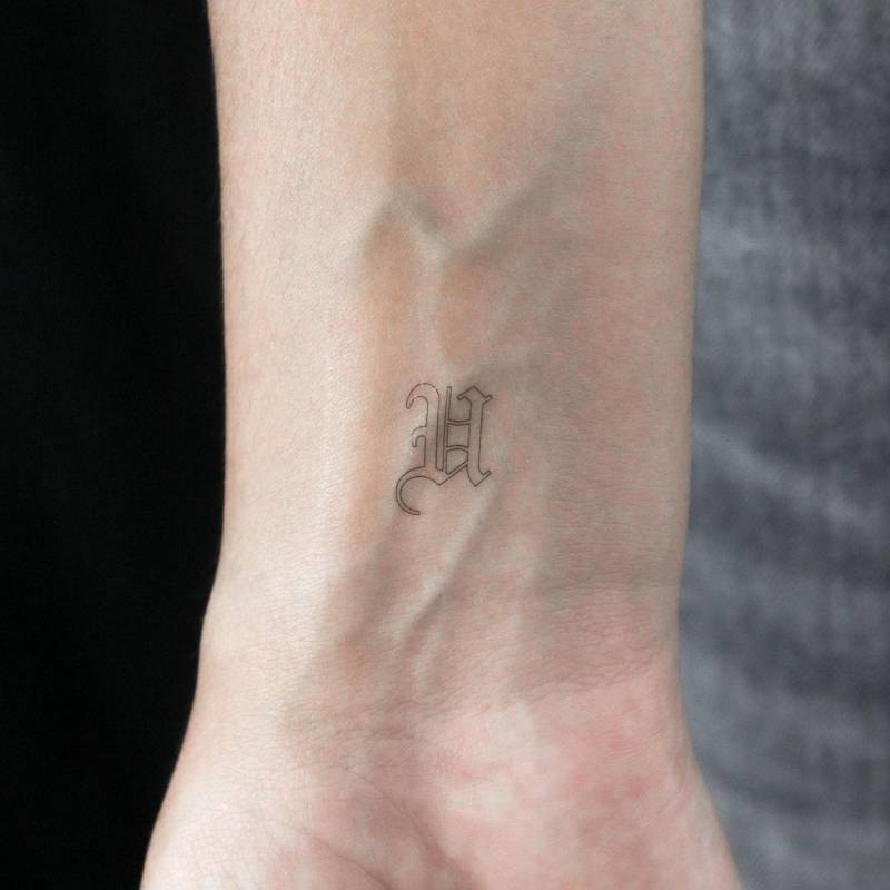 Gothic Style U Buchstabe Temporäres Tattoo | 3Er Set von Etsy - littletattoos