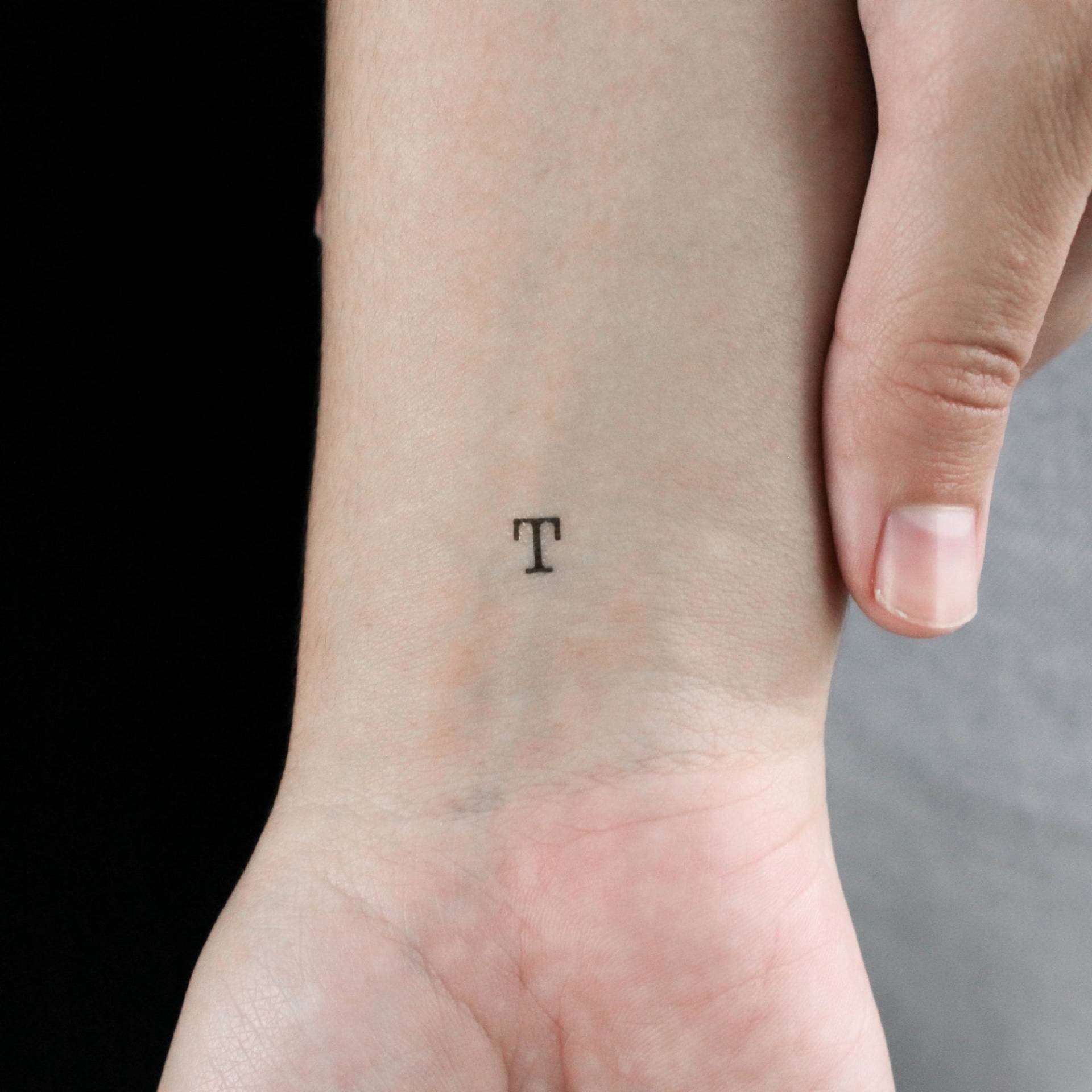 T Schreibmaschine Großbuchstaben Temporäres Tattoo | 3Er Set von Etsy - littletattoos
