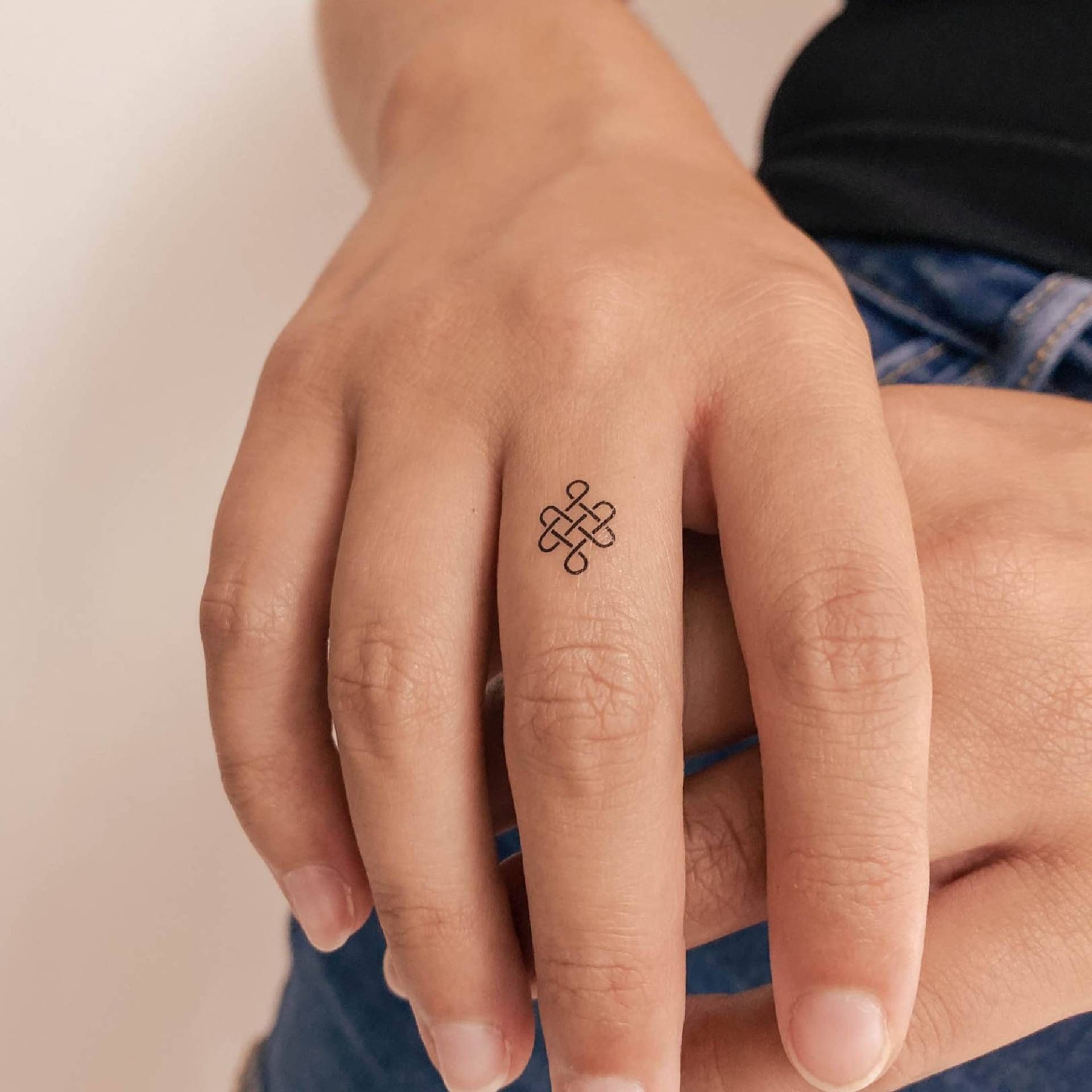 Winziges Endless Knot Temporäres Tattoo | 3Er Set von Etsy - littletattoos