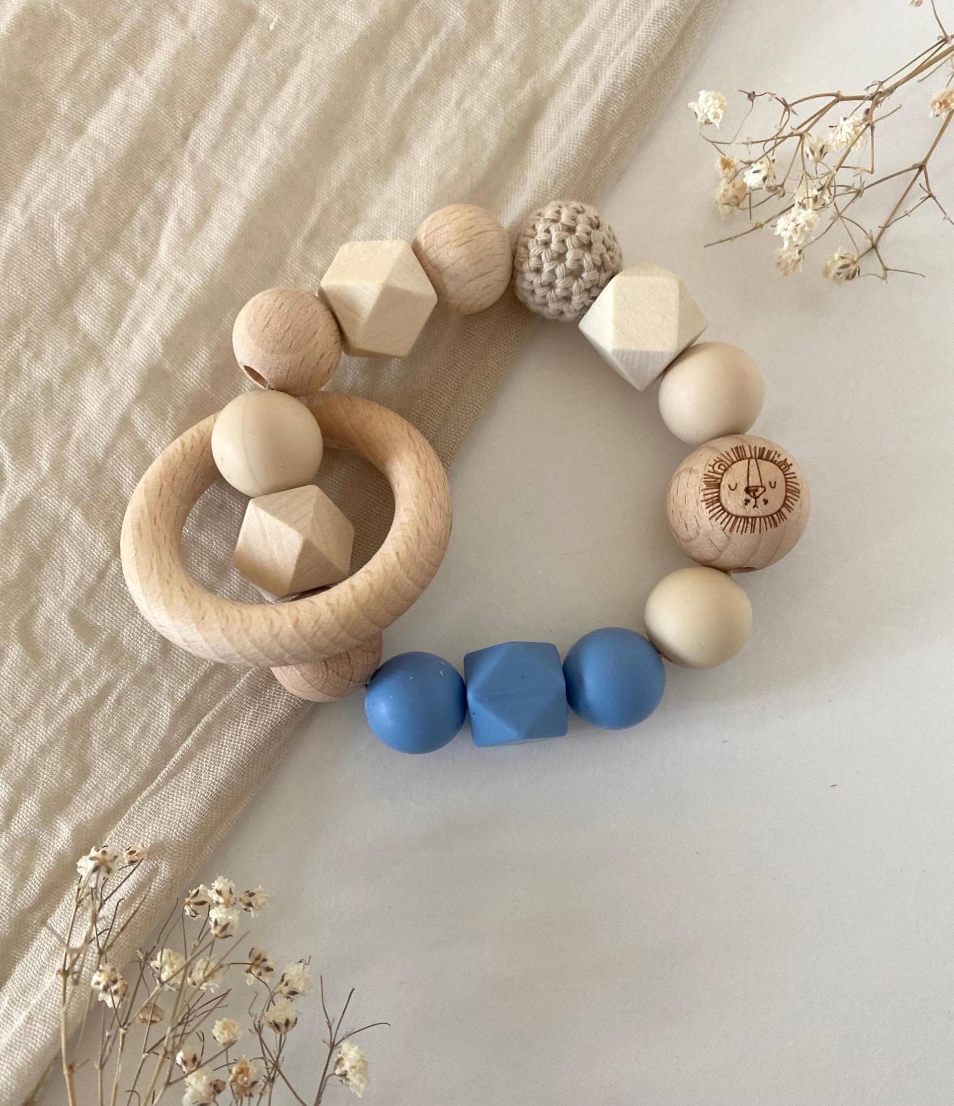 Greifring Holz Silikon | Motorik Handgemacht Baby Geschenk Geburt Taufe Blau Löwe Greifring Holz Silikon | Motorik Handgemacht Baby Geschenk Geburt Taufe Blau Löwe von Etsy - littlewonder1996